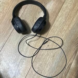 Skull Candy Wired Headphones Aux Port And Comfortable Ear Pieces